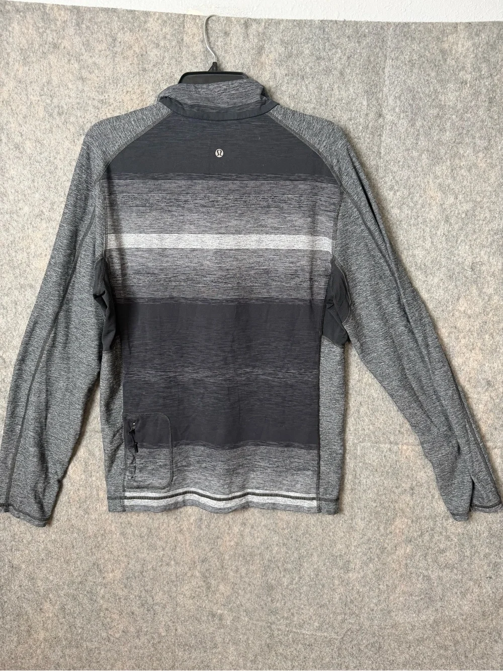 Lululemon Men's XL Universal Stripe Black Soot Light White Core 1/4 Zip Pullover